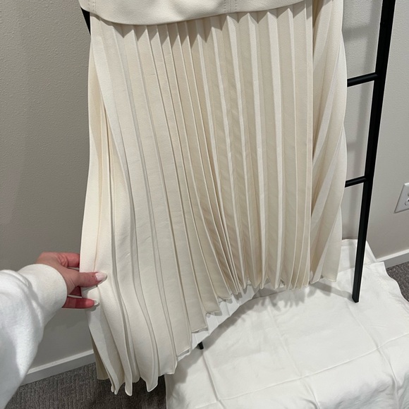 Tailored Crepe Bandeau Pleated Full Skirted Maxi Dress - Picture 6 of 9